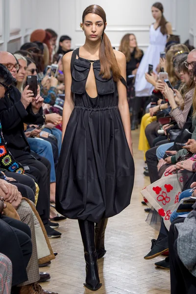 Look 1